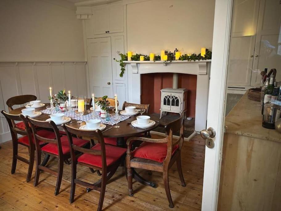Large Georgian House In Heart Of Exeter Villa Eksteriør billede